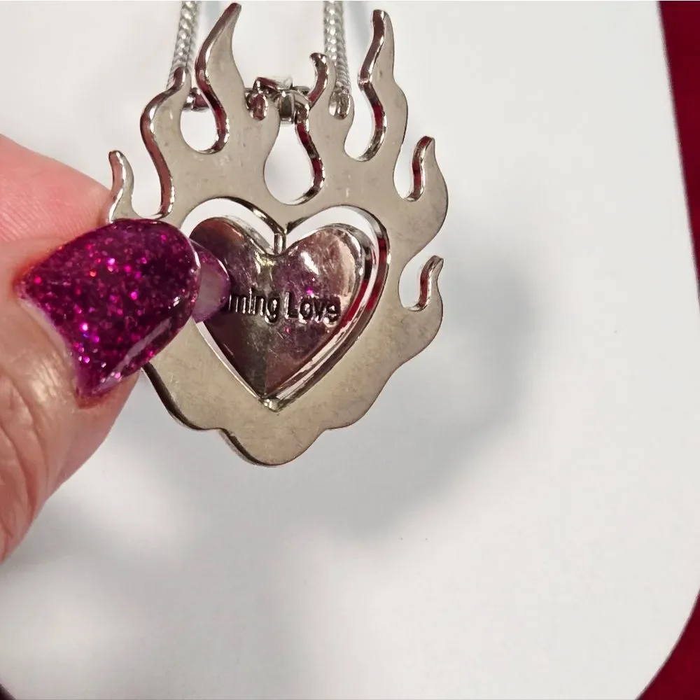 Men’s Burning Love Rotating Heart Pendant Necklace Stainless Steel 24